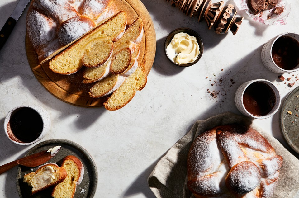 Pan de Muerto (Day of the Dead Bread) - select to zoom